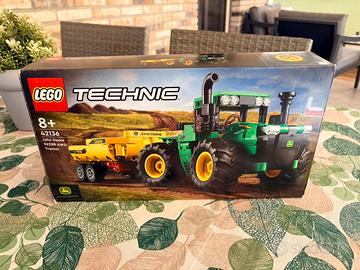 Lego Technic 42136 Trattore agricolo John Deere