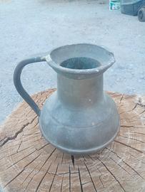 brocca in bronzo 