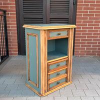 Cassettiera in legno restaurata