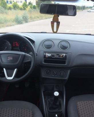 Seat ibiza 1.4 tdi anno 2010