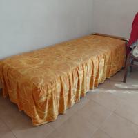 Letto singolo con rete e materasso
