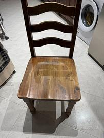 Sedie in legno massello