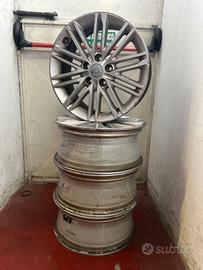 CERCHI KIA CARENS IN LEGA R17