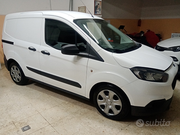 Ford transit courier 1.5 tdci