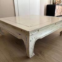 Tavolo da salotto decapato