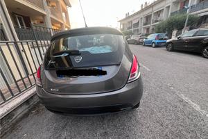 Lancia Ypsilon 1200 benzina-gpl