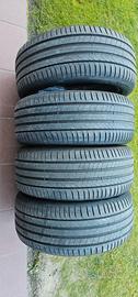 4 gomme 255 45 19 100 V Pirelli Scorpion 85 % 2023