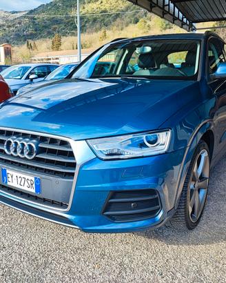 Audi Q3 2.0 TFSI 220 CV quattro S tronic Sport