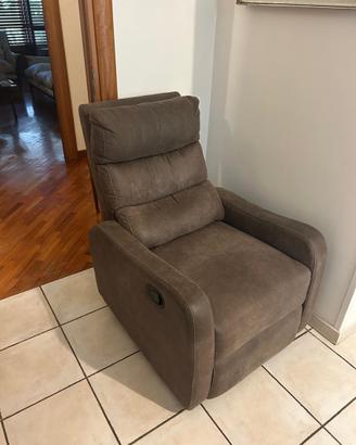 Poltrona con recliner