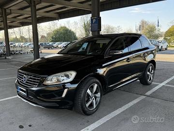 Volvo XC60 2.0 d3 Momentum 150cv geartronic