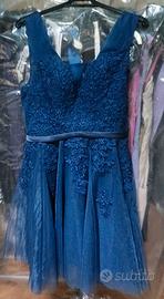 Abito da cocktail corto in tulle e pizzo blu navy