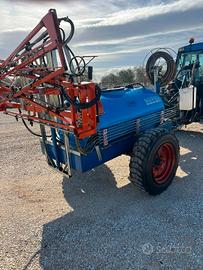 TRATTORE BOTTE DA 1000 LITRI