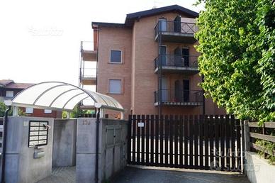 Recentissimo trilocale con balconi, box e cantina