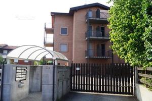 Recentissimo trilocale con balconi, box e cantina