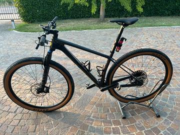 MTB SCOTT 910 TAGLIA M CARBONIO