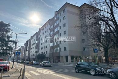 Stanza - Camera a Milano Via GIOLLI 1 locali