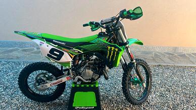 Kawasaki KX 85 Cross + Kit Ruote e Plastiche