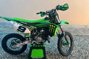 Kawasaki KX 85 Cross + Kit Ruote e Plastiche