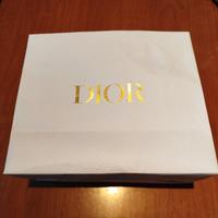 busta in carta Dior