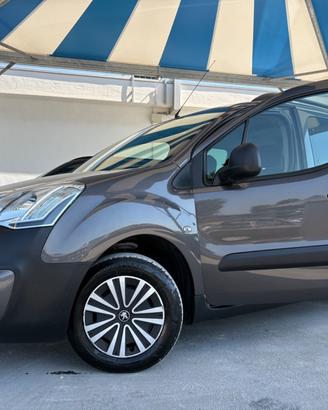 Peugeot Partner Tepee BlueHDi 120 S&S Outdoor