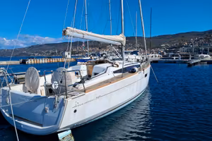 BARCA A VELA SUN ODYSSEY 349