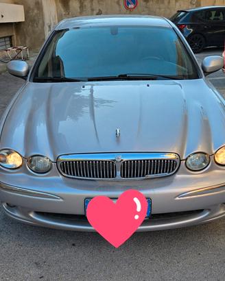 Jaguar x type 