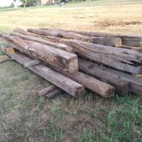 Travi in legno di rovere e abete