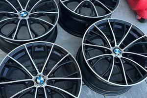 Cerchi bmw f30/31 del 18 differenziati
