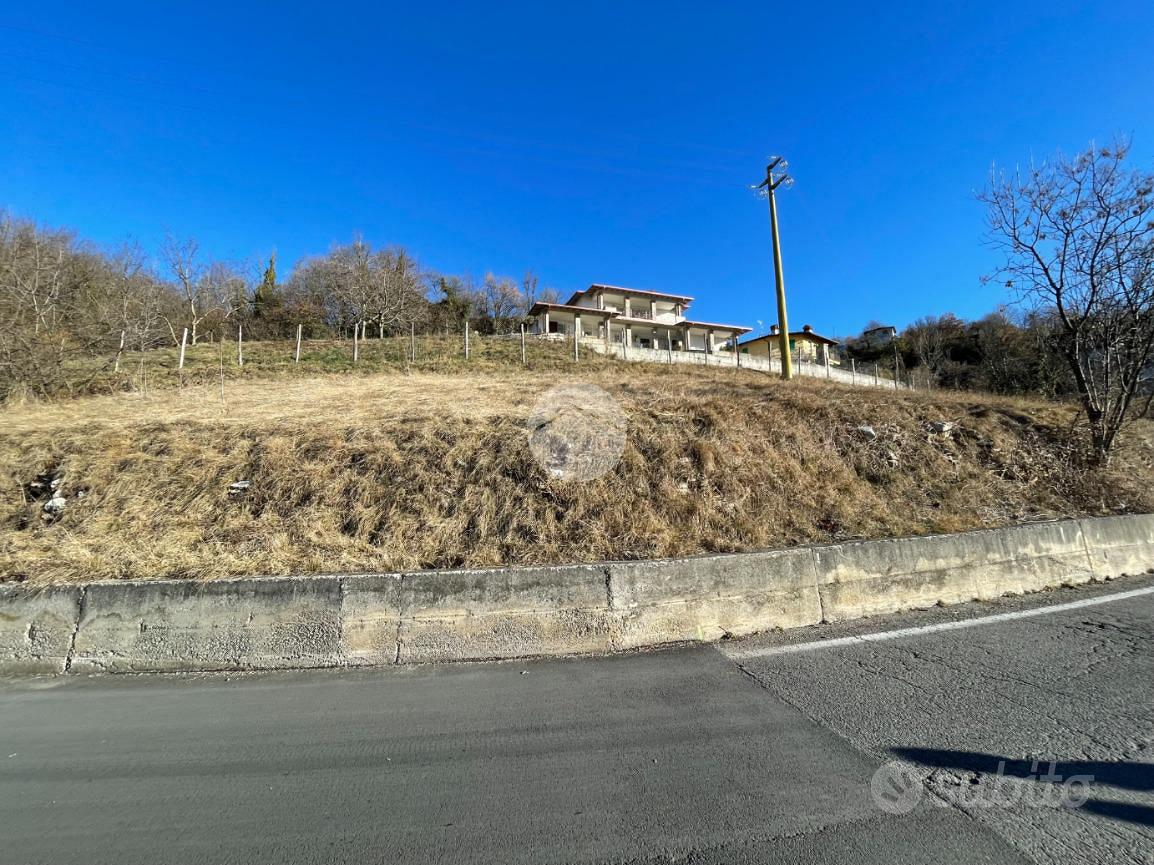TER. RESIDENZIALE A BRIONE - Vista 5