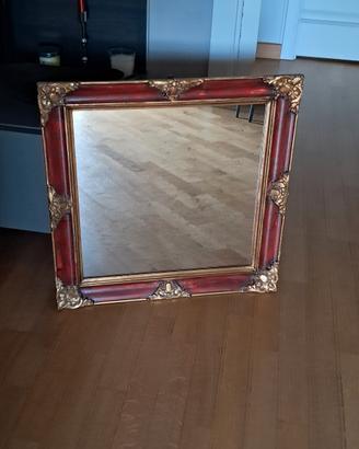 Specchio  con vetro anticato e cornice rossa 