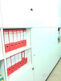 Mobili per ufficio usati, disassemblati .