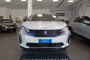Peugeot 3008 BlueHDi 130 S&S EAT8 Allure Pack 2022