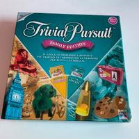 TRIVIAL PURSUIT family edition