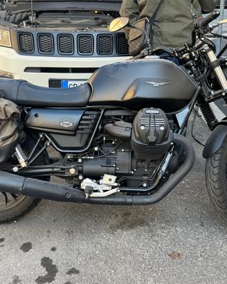 Moto Guzzi V7 III - 2021