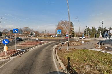 Druento villetta semi indipendente con giardino