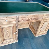 Scrivania tipo ministeriale in legno massello