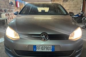 Volkswagen GOLF TGI