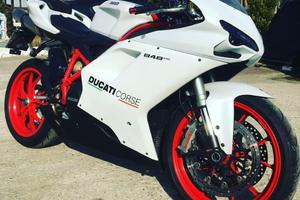 Ducati 848 evo