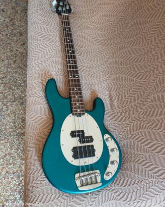 Basso Music  Man SUB Americano 2004