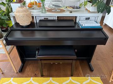 Pianoforte digitale Yamaha Arius YDP-145