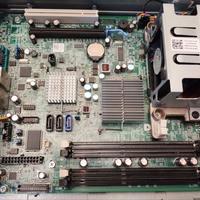 Scheda madre con accessori