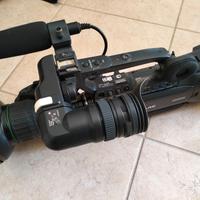 Telecamera JVC GY -HM790E