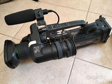 Telecamera JVC GY -HM790E