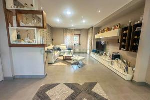 S2 Appartamento ristrutturato con box