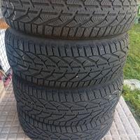 Treno di gomme invernali Strial 205/55/R16 94H