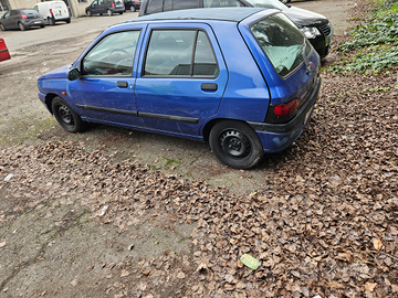 Renault clio