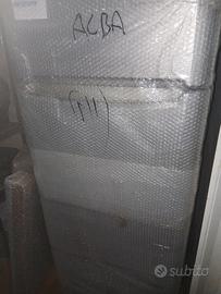 frigorifero Indesit con cella frigorifera