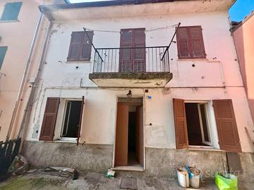 Villetta semi-indipendente in pieno centro