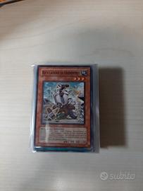 Lotto Carte Yu-Gi-OH con carte ultra rare e rare