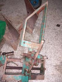 aratro a due vomeri spostabile per trattorino pren